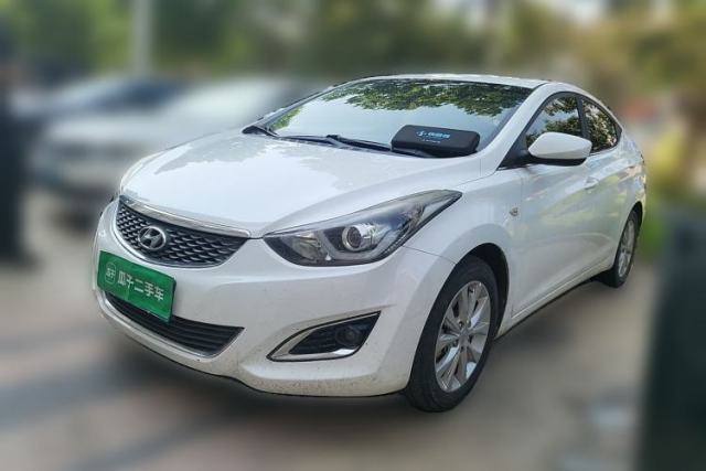Used Hyundai Elantra (5th Generation / Langdong) 2016 1.6L Automatic Smart Version