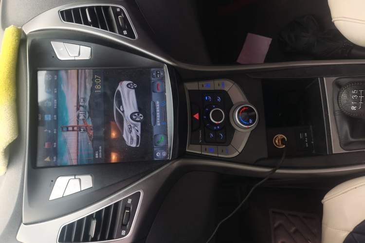 Used Hyundai Elantra (5th Generation / Langdong) 2016 1.6L Manual Fashion Edition Audio And AC Panel