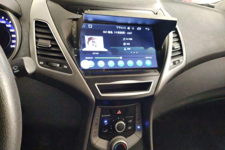Used Hyundai Elantra (5th Generation / Langdong) 2016 1.6L Automatic Smart Version Audio And AC Panel