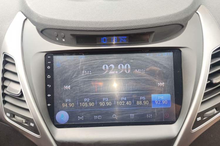 Used Hyundai Elantra (5th Generation / Langdong) 2016 1.6L Automatic Smart Version Audio And AC Panel