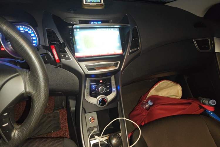 Used Hyundai Elantra (5th Generation / Langdong) 2016 1.6L Manual Fashion Edition Audio And AC Panel