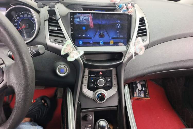 Used Hyundai Elantra (5th Generation / Langdong) 2016 1.6L Automatic Prestige Model Audio And AC Panel