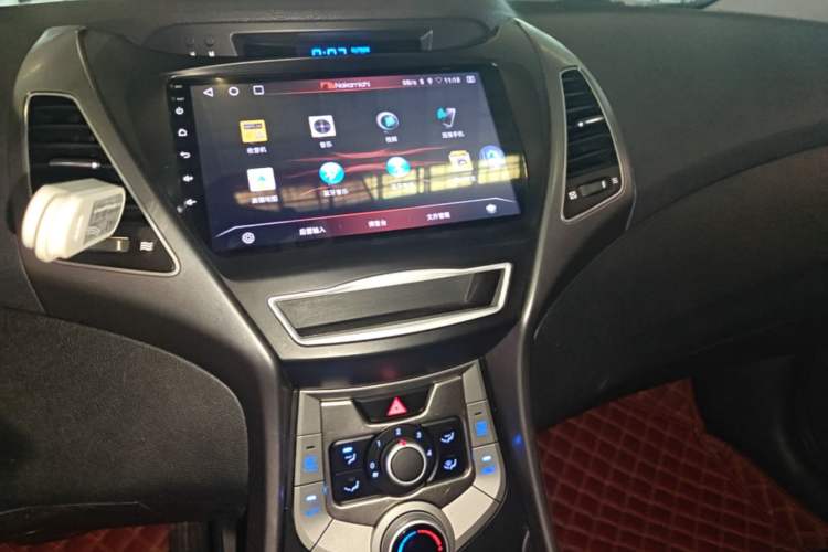 Used Hyundai Elantra (5th Generation / Langdong) 2016 1.6L Automatic Smart Version Audio And AC Panel