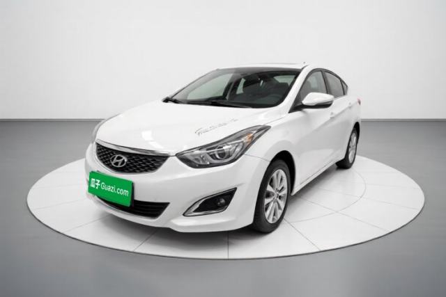 Hyundai Elantra (5th Generation / Langdong) 2016 1.6L Automatic Prestige Model مستعملة