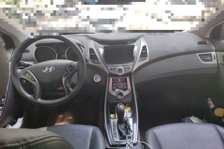Used Hyundai Elantra (5th Generation / Langdong) 2016 1.6L Automatic Prestige Model Center Console