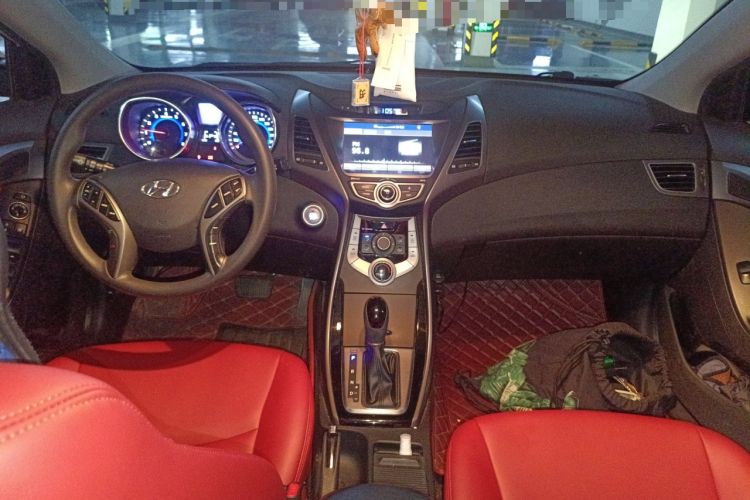 Used Hyundai Elantra (5th Generation / Langdong) 2016 1.6L Automatic Prestige Model Center Console