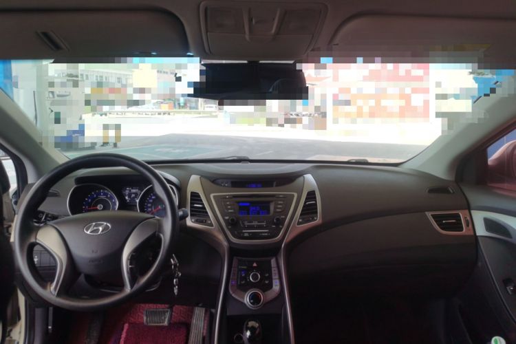 Used Hyundai Elantra (5th Generation / Langdong) 2016 1.6L Automatic Smart Version Center Console