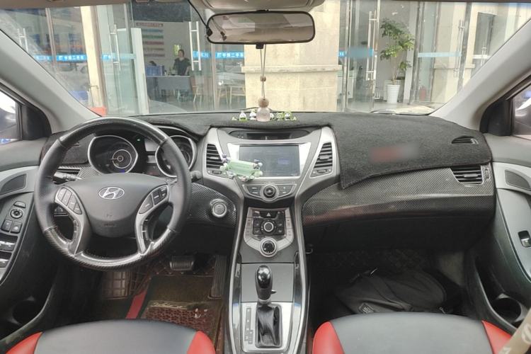 Used Hyundai Elantra (5th Generation / Langdong) 2016 1.6L Automatic Prestige Model Center Console