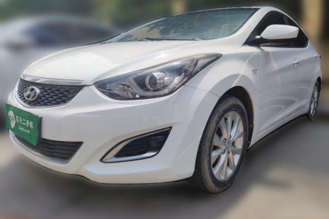 Used Hyundai Elantra (5th Generation / Langdong) 2016 1.6L Automatic Smart Version