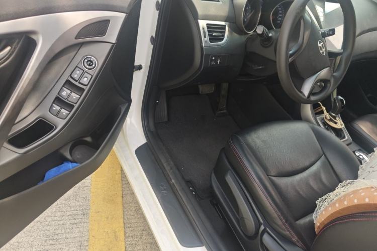 Used Hyundai Elantra (5th Generation / Langdong) 2016 1.6L Automatic Smart Version Driver Seat