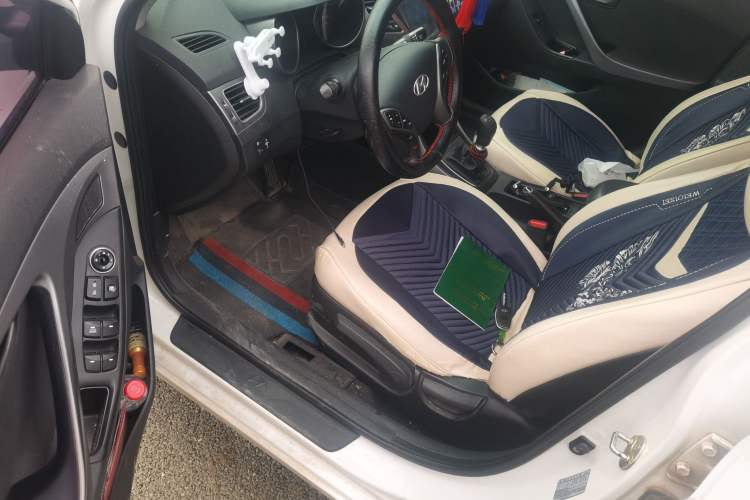 Used Hyundai Elantra (5th Generation / Langdong) 2016 1.6L Manual Fashion Edition Driver Seat