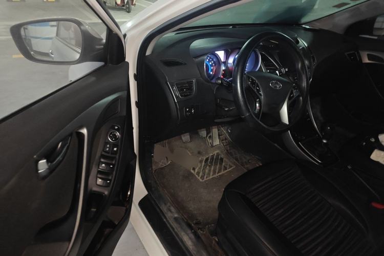 Used Hyundai Elantra (5th Generation / Langdong) 2016 1.6L Manual Luxury Model Driver Seat