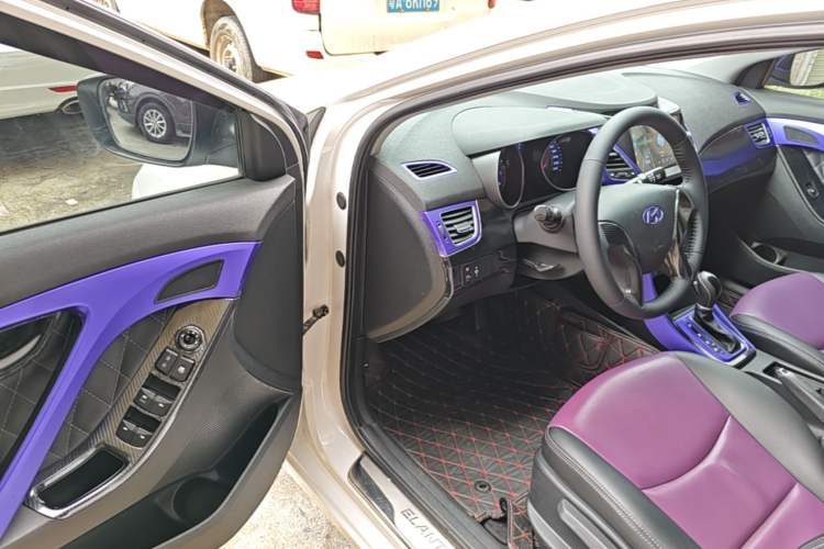 Used Hyundai Elantra (5th Generation / Langdong) 2016 1.6L Automatic Smart Version Driver Seat