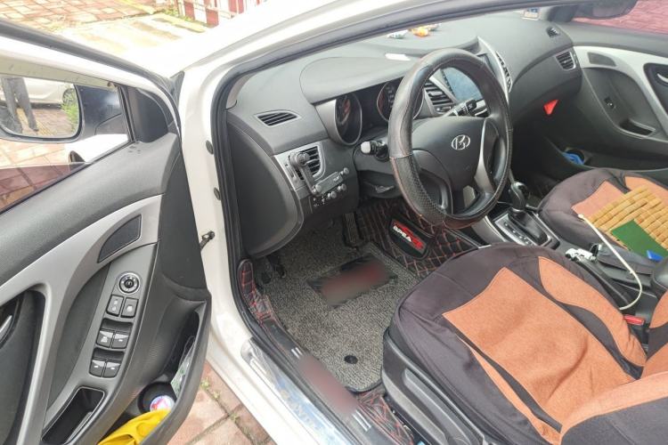 Used Hyundai Elantra (5th Generation / Langdong) 2016 1.6L Automatic Smart Version Driver Seat