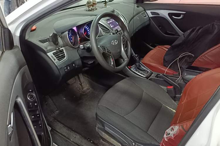 Used Hyundai Elantra (5th Generation / Langdong) 2016 1.6L Automatic Prestige Model Driver Seat