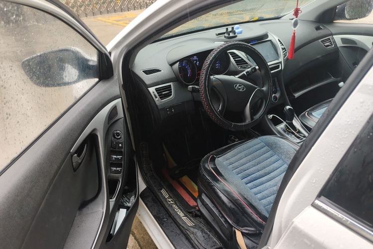 Used Hyundai Elantra (5th Generation / Langdong) 2016 1.6L Automatic Smart Version Driver Seat