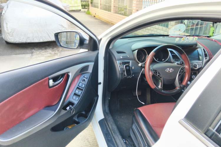 Used Hyundai Elantra (5th Generation / Langdong) 2016 1.6L Automatic Prestige Model Driver Seat