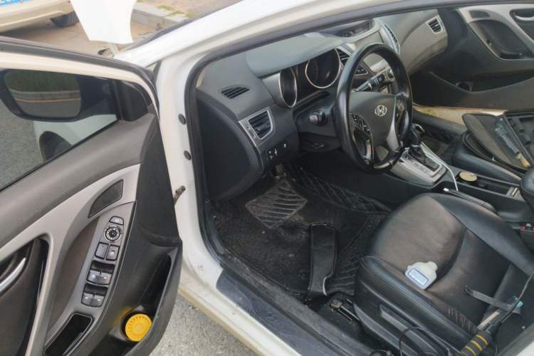 Used Hyundai Elantra (5th Generation / Langdong) 2016 1.6L Automatic Prestige Model Driver Seat