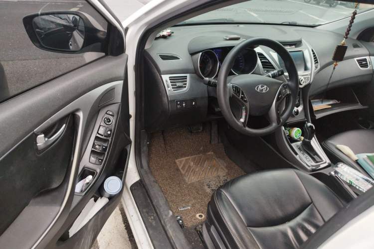 Used Hyundai Elantra (5th Generation / Langdong) 2016 1.6L Automatic Prestige Model Driver Seat