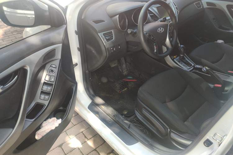 Used Hyundai Elantra (5th Generation / Langdong) 2016 1.6L Automatic Prestige Model Driver Seat