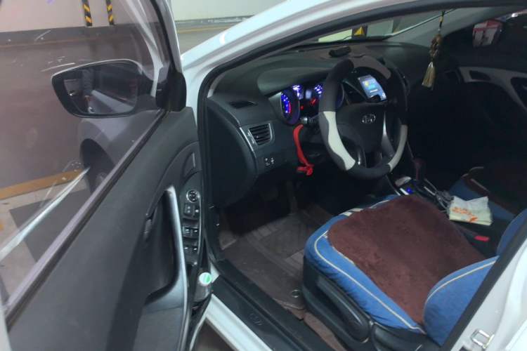 Used Hyundai Elantra (5th Generation / Langdong) 2016 1.6L Automatic Smart Version Driver Seat