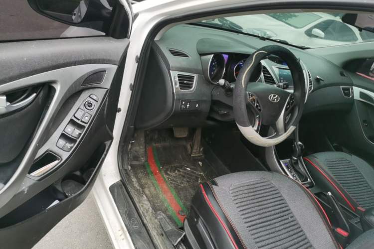 Used Hyundai Elantra (5th Generation / Langdong) 2016 1.6L Automatic Prestige Model Driver Seat