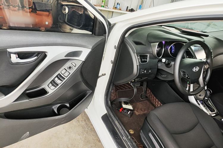 Used Hyundai Elantra (5th Generation / Langdong) 2016 1.6L Automatic Prestige Model Driver Seat