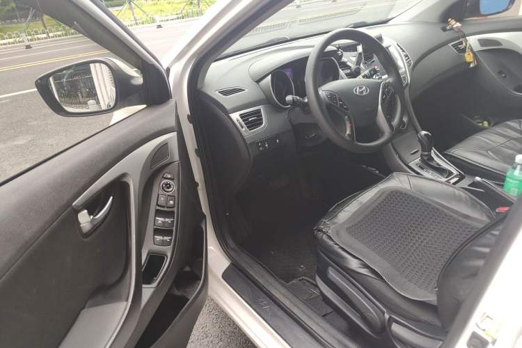 Used Hyundai Elantra (5th Generation / Langdong) 2016 1.6L Automatic Prestige Model Driver Seat