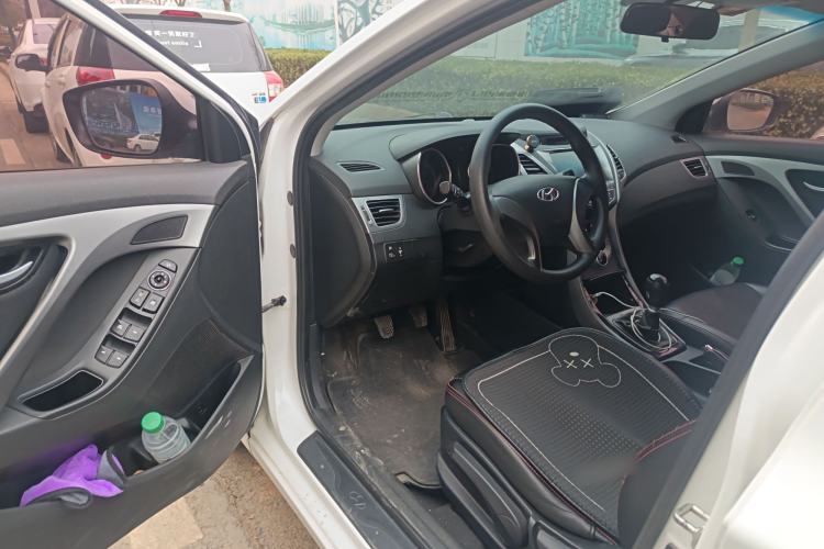 Used Hyundai Elantra (5th Generation / Langdong) 2016 1.6L Manual Luxury Model Driver Seat