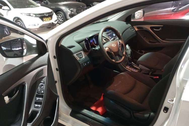 Used Hyundai Elantra (5th Generation / Langdong) 2016 1.6L Automatic Prestige Model Driver Seat
