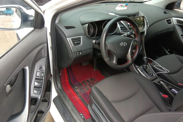 Used Hyundai Elantra (5th Generation / Langdong) 2016 1.6L Automatic Smart Version Driver Seat