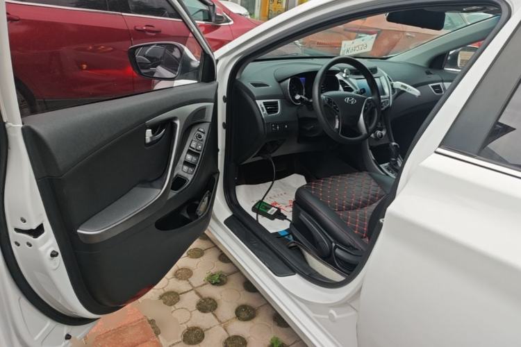 Used Hyundai Elantra (5th Generation / Langdong) 2016 1.6L Automatic Prestige Model Driver Seat