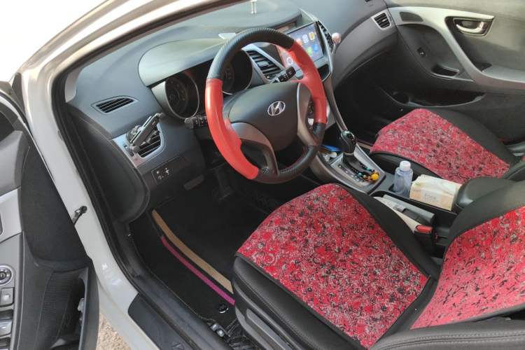 Used Hyundai Elantra (5th Generation / Langdong) 2016 1.6L Automatic Smart Version Driver Seat
