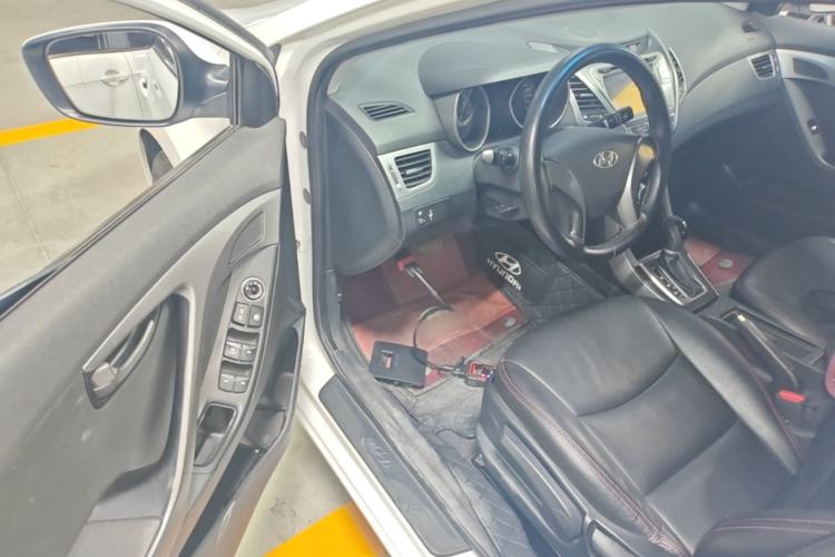 Used Hyundai Elantra (5th Generation / Langdong) 2016 1.6L Automatic Smart Version Driver Seat