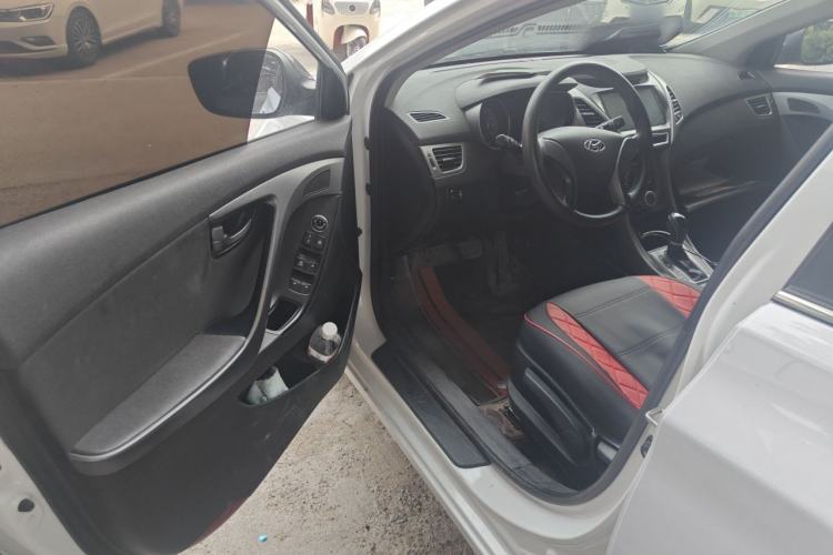 Used Hyundai Elantra (5th Generation / Langdong) 2016 1.6L Automatic Smart Version Driver Seat