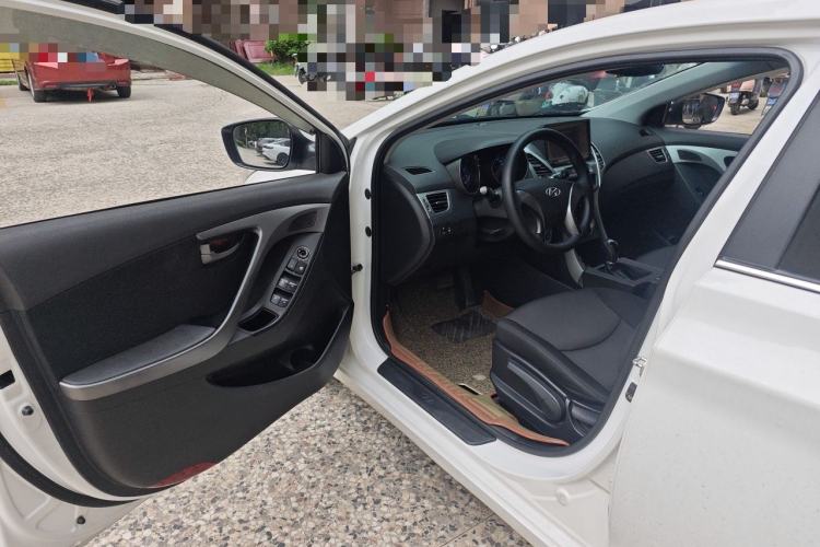 Used Hyundai Elantra (5th Generation / Langdong) 2016 1.6L Automatic Smart Version Driver Seat