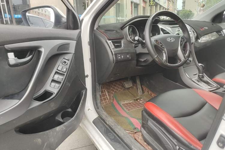Used Hyundai Elantra (5th Generation / Langdong) 2016 1.6L Automatic Prestige Model Driver Seat