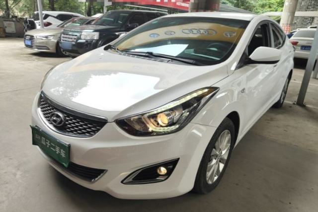 Used Hyundai Elantra (5th Generation / Langdong) 2016 1.6L Automatic Smart Version