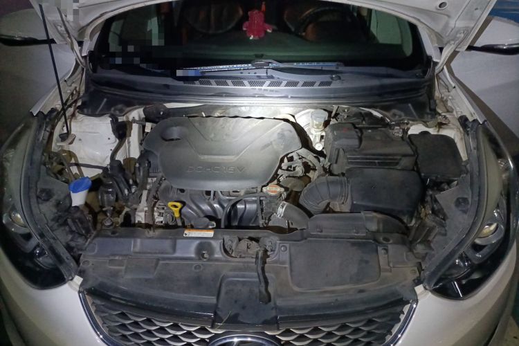 Used Hyundai Elantra (5th Generation / Langdong) 2016 1.6L Automatic Prestige Model Engine Bay