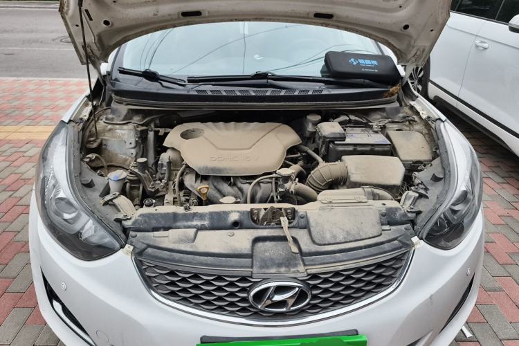 Used Hyundai Elantra (5th Generation / Langdong) 2016 1.6L Automatic Prestige Model Engine Bay