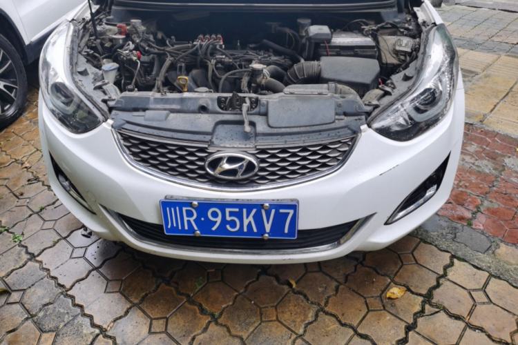 Used Hyundai Elantra (5th Generation / Langdong) 2016 1.6L Manual Luxury Model Engine Bay