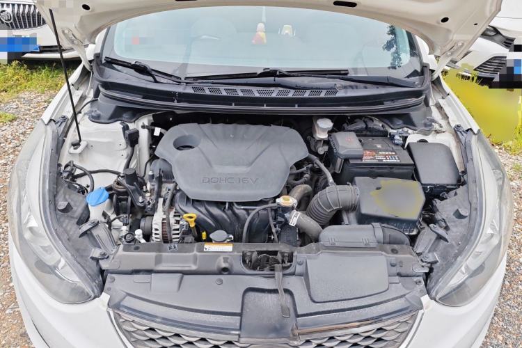 Used Hyundai Elantra (5th Generation / Langdong) 2016 1.6L Automatic Prestige Model Engine Bay
