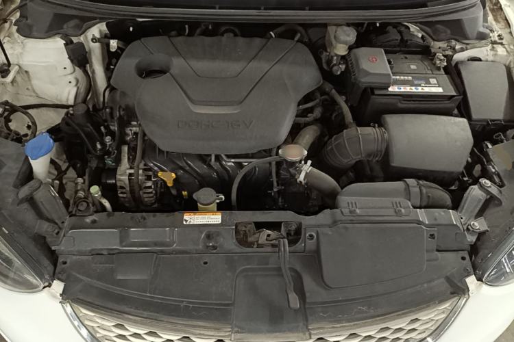 Used Hyundai Elantra (5th Generation / Langdong) 2016 1.6L Automatic Prestige Model Engine Bay