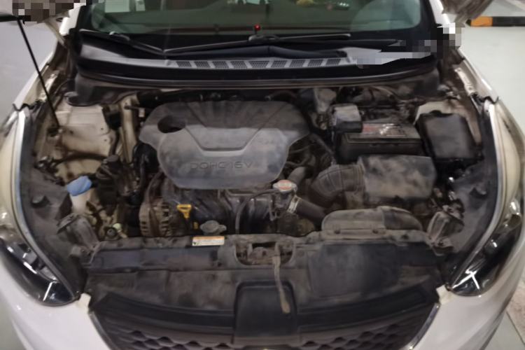 Used Hyundai Elantra (5th Generation / Langdong) 2016 1.6L Automatic Prestige Model Engine Bay