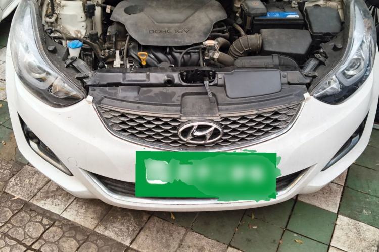 Used Hyundai Elantra (5th Generation / Langdong) 2016 1.6L Manual Luxury Model Engine Bay