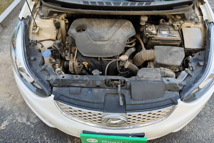 Used Hyundai Elantra (5th Generation / Langdong) 2016 1.6L Manual Fashion Edition Engine Bay