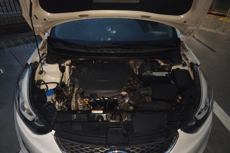 Used Hyundai Elantra (5th Generation / Langdong) 2016 1.6L Manual Fashion Edition Engine Bay