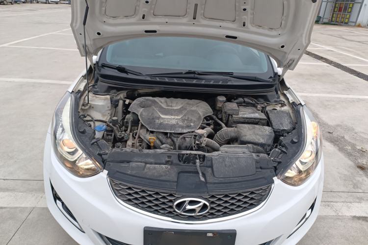 Used Hyundai Elantra (5th Generation / Langdong) 2016 1.6L Automatic Prestige Model Engine Bay