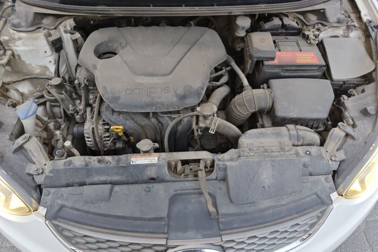 Used Hyundai Elantra (5th Generation / Langdong) 2016 1.6L Automatic Prestige Model Engine Bay
