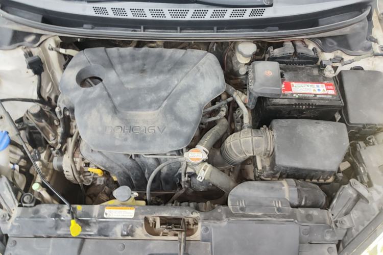 Used Hyundai Elantra (5th Generation / Langdong) 2016 1.6L Automatic Smart Version Engine Bay